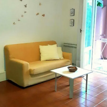 Accogliente E Comodo In